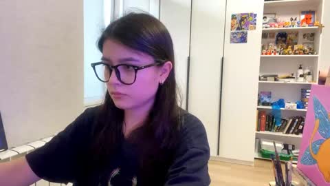 Marie online show from May 9, 2:19 pm
