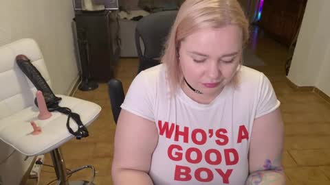 Mimi   online show from March 21, 9:36 am