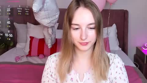 Polly online show from April 11, 12:17 am