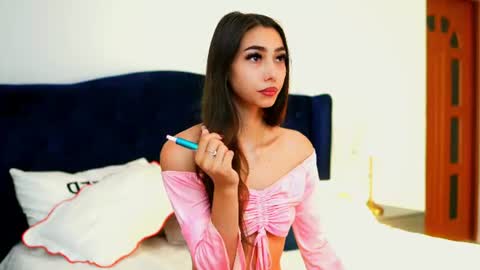 shy_eveline online show from July 8, 4:25 am
