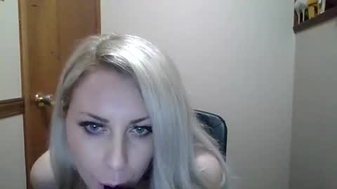 shygirlyxo online show from April 11, 7:45 am