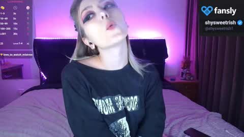 shysweetrish online show from February 19, 10:23 am