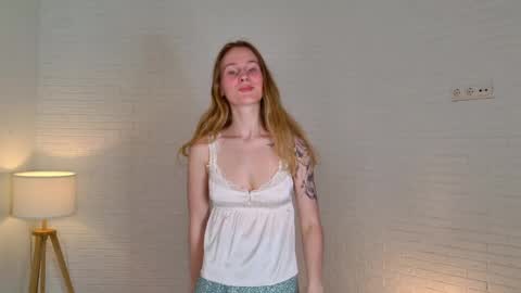 sia_sky online show from June 4, 1:59 pm