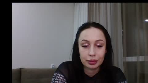 silver_still online show from April 10, 5:52 pm