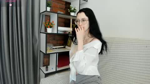 Alice online show from March 21, 9:20 pm