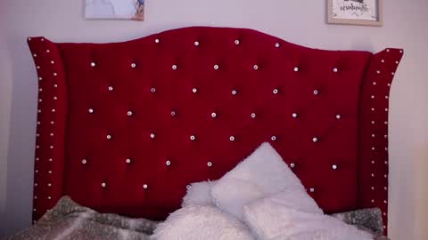 silvia_ls online show from February 24, 9:41 pm