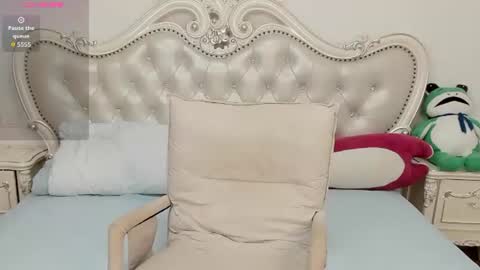simonastephanie online show from July 12, 3:13 pm