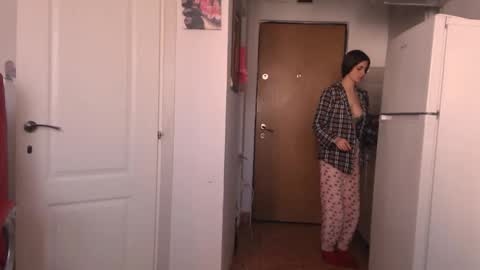 simyhvn online show from March 14, 7:20 am