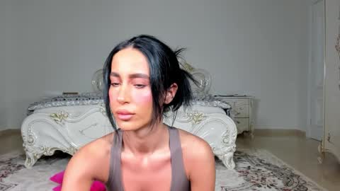 C online show from February 22, 10:54 pm