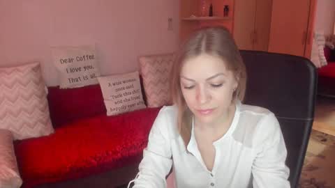 sirenasilk online show from March 17, 5:44 am