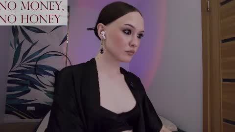 Goddess Sirena online show from July 5, 11:54 pm