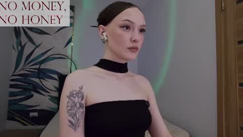Goddess Sirena online show from July 4, 7:43 pm
