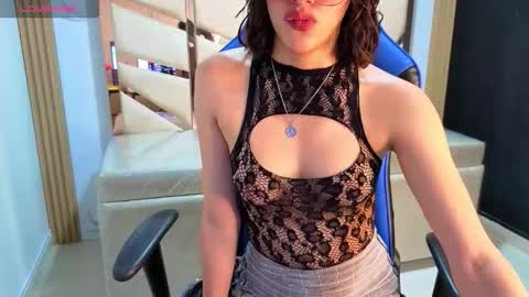 skaller_james_a online show from February 21, 12:28 pm