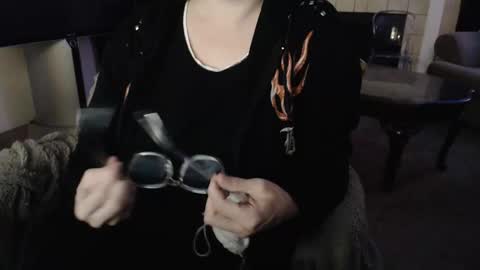 SKYLE   online show from October 20, 1:08 am