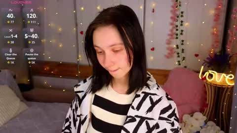 Melissa online show from March 14, 4:41 pm