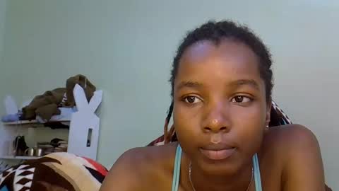 sleciah online show from January 12, 9:14 am