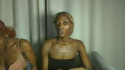 sleekcandy_petite online show from July 1, 5:18 am