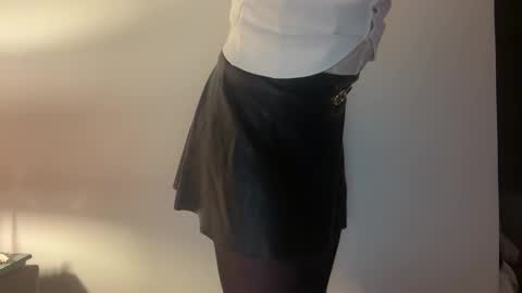 slutforbbc26y online show from December 20, 8:13 pm