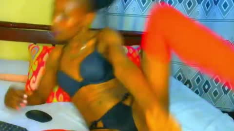 Sexyslutt online show from June 11, 2:53 am