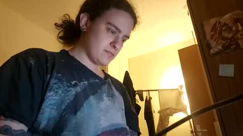 SluttySuzie17 online show from April 25, 9:12 pm