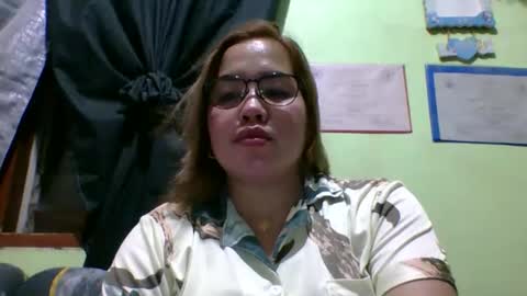 Lovewella online show from May 7, 2:43 pm