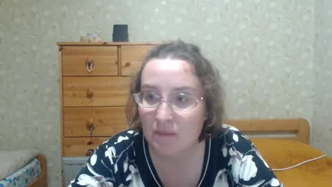 smart_rose online show from September 16, 7:00 pm