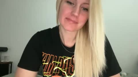 smexxii93 online show from March 4, 4:35 pm