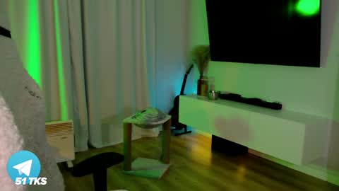 smthwrong online show from March 9, 1:46 am