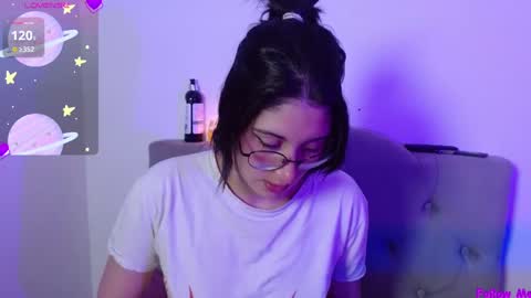 IG     OF red moonn online show from January 19, 11:56 am