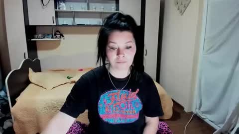 Soffy online show from May 6, 5:11 am