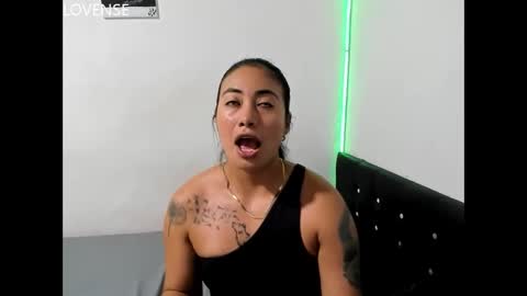 Evainked online show from December 20, 4:05 am