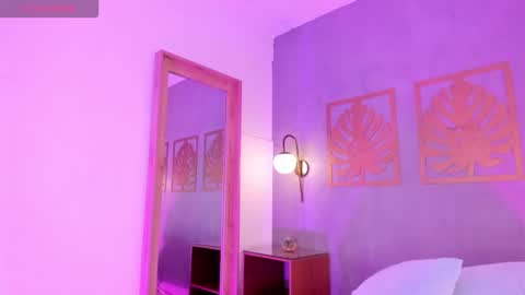 S O F I online show from December 16, 9:20 pm