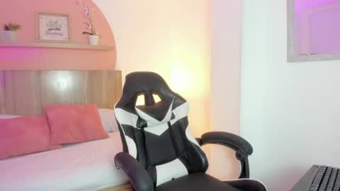 S O F I  online show from June 16, 7:15 pm