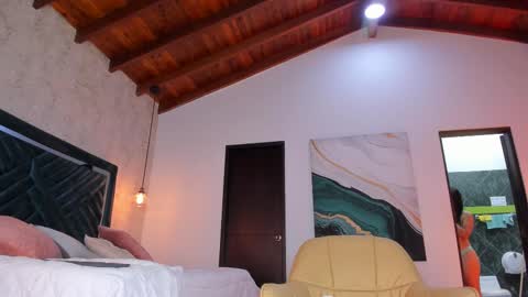 Sofi online show from October 8, 11:47 am