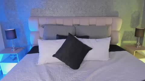 sofi_sp online show from September 25, 12:04 pm