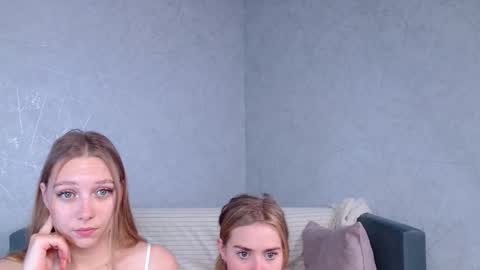 Sofia here online show from September 25, 1:04 am