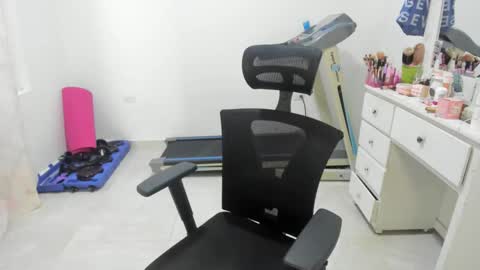 sofia_new online show from November 12, 12:58 pm