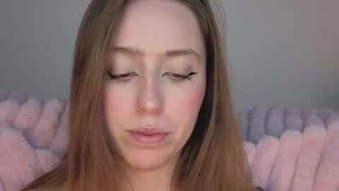     online show from October 4, 3:45 am