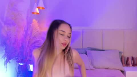 SOFIA PAMELA online show from February 20, 7:08 pm