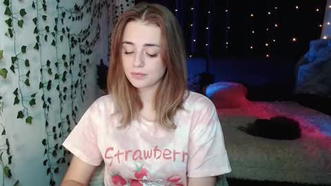 sofia_rosemary online show from September 12, 2:57 pm