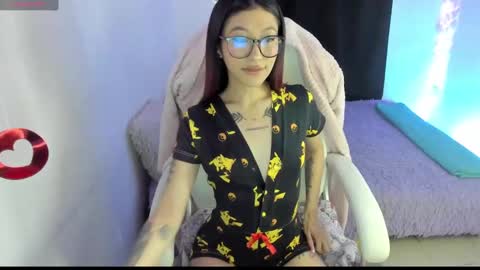 Sofia Thomson online show from March 4, 10:13 am