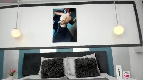 Sofia online show from March 10, 7:40 pm