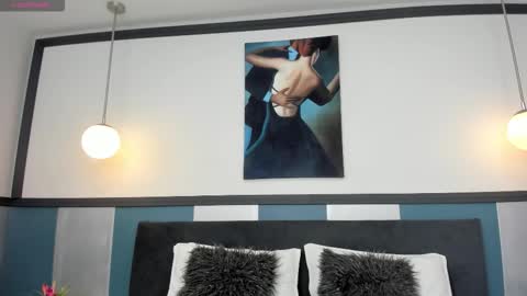 Sofia online show from October 18, 7:59 pm