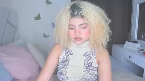 sofiacastillo01 online show from September 15, 6:48 pm