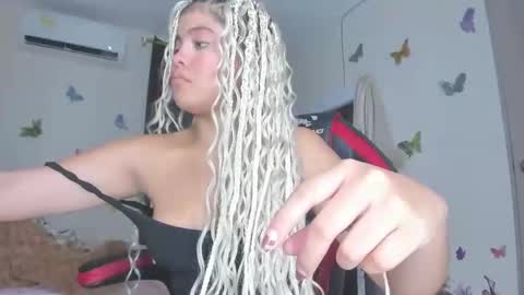 sofiacastillo01 online show from October 7, 4:55 pm