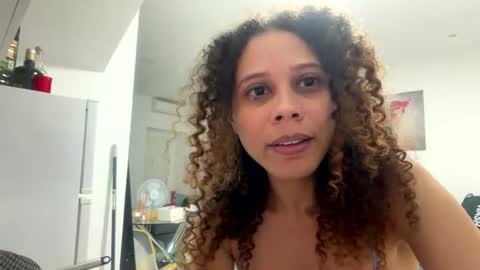 sofialand11 online show from July 4, 6:59 pm