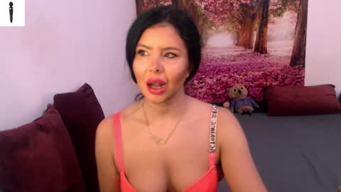 sofialiub online show from December 6, 11:11 am