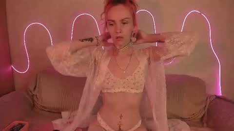 sofiika online show from June 26, 10:05 am