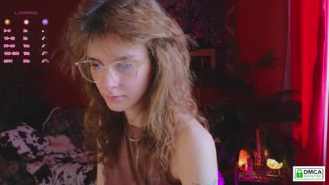 E online show from March 31, 9:42 am