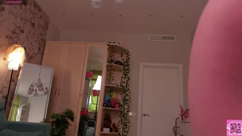 Eva online show from May 19, 2:18 am